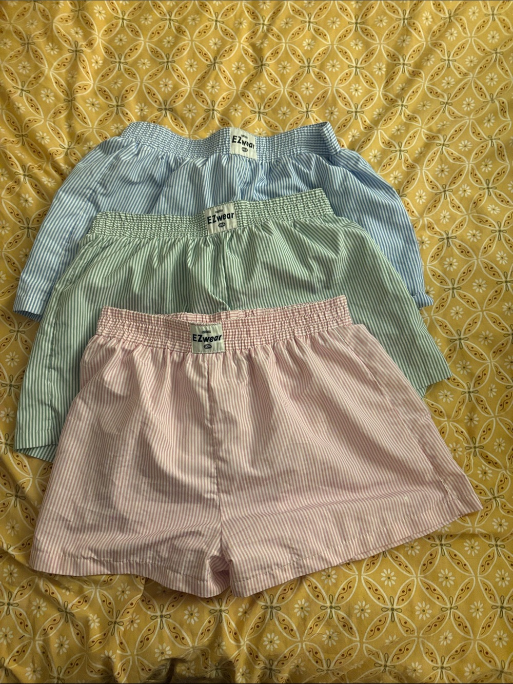 Women's Striped Shorts - Casual Elastic Waist